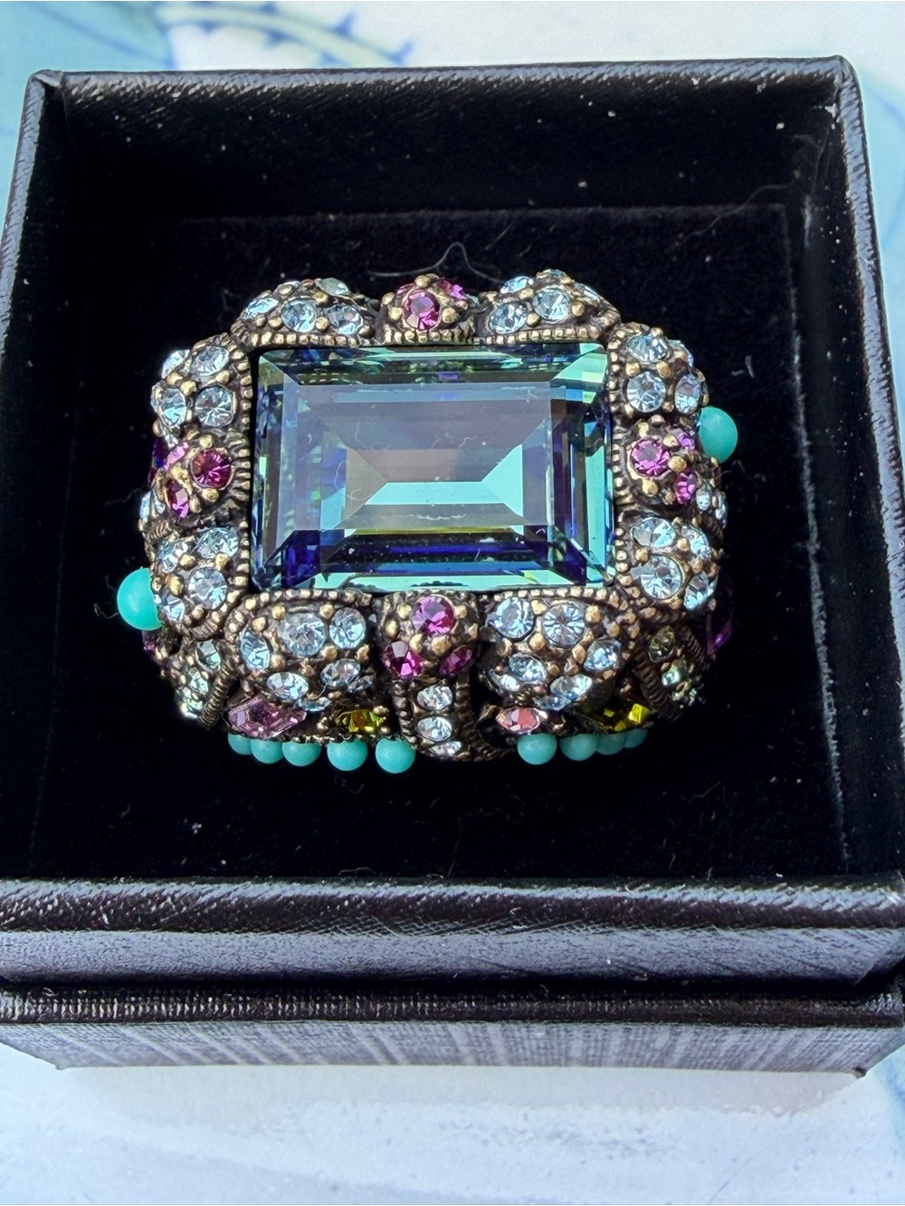 Heidi Daus ‘Damselfly’ Multi-Crystal Dragonfly Cocktail Ring.” Size 5 - Picture 2 of 11